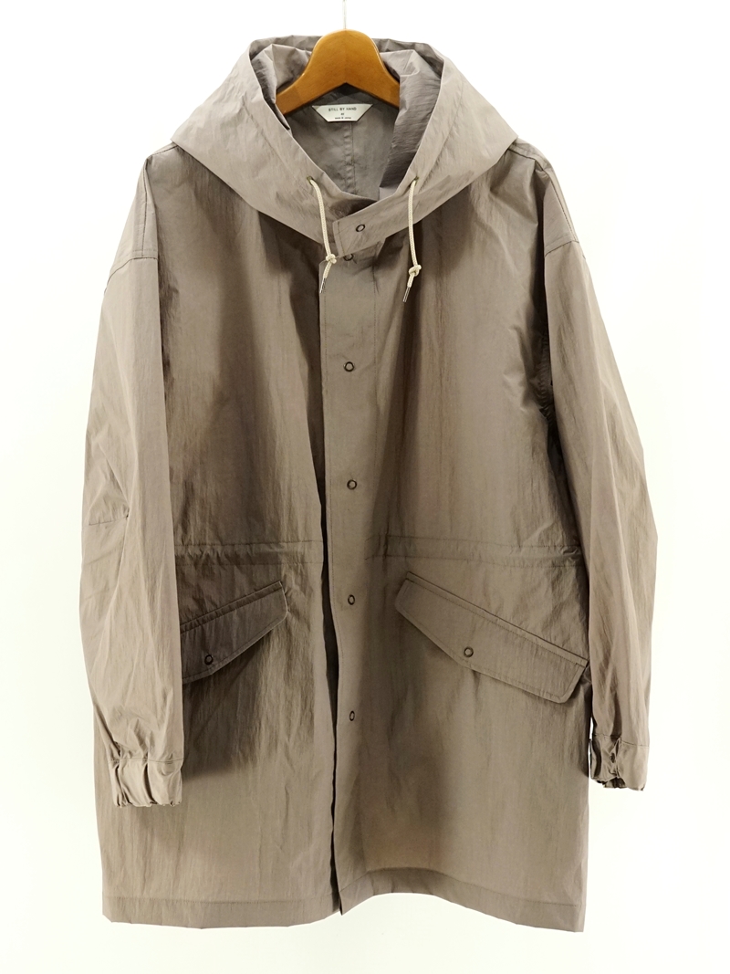 Hooded nylon coat / CO03241