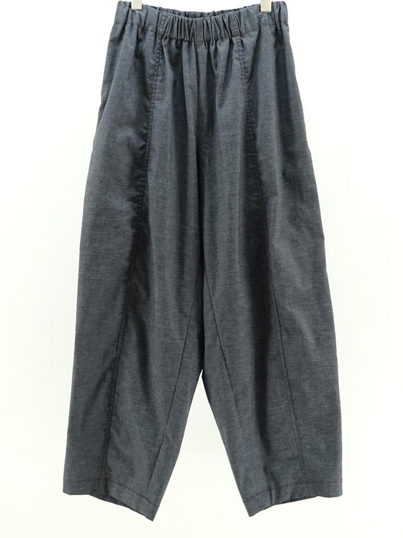 hemp chambray barrel pants / MN251P56