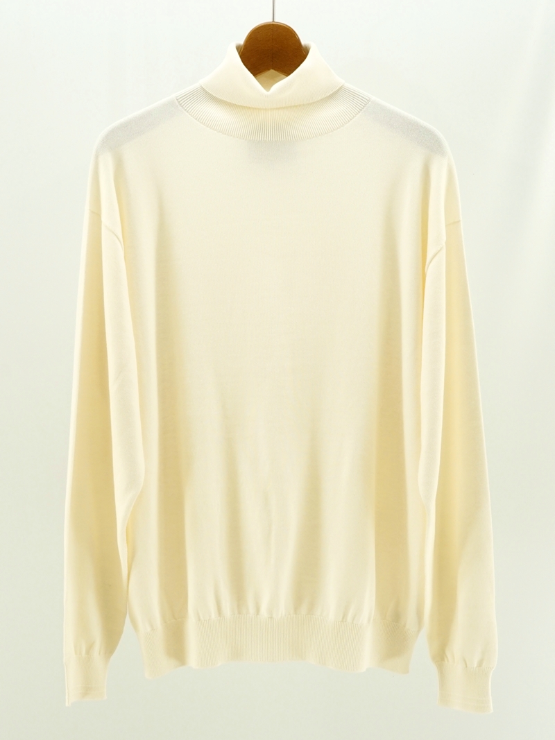 Cotton Knit Turtleneck / DN74331