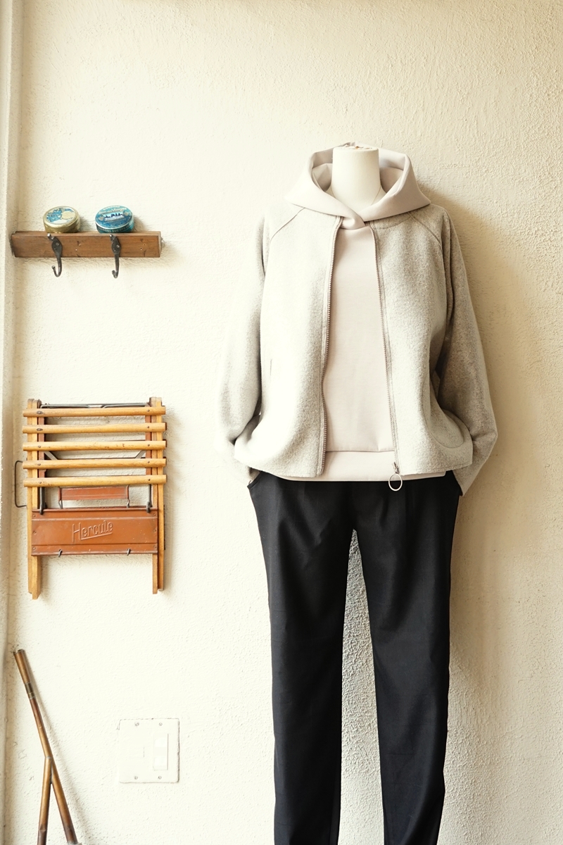 Automne – Hiver 2025　vol.85　（women）