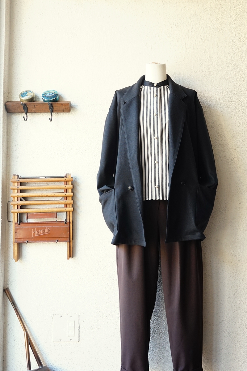 Automne – Hiver 2025　vol.81　（women）