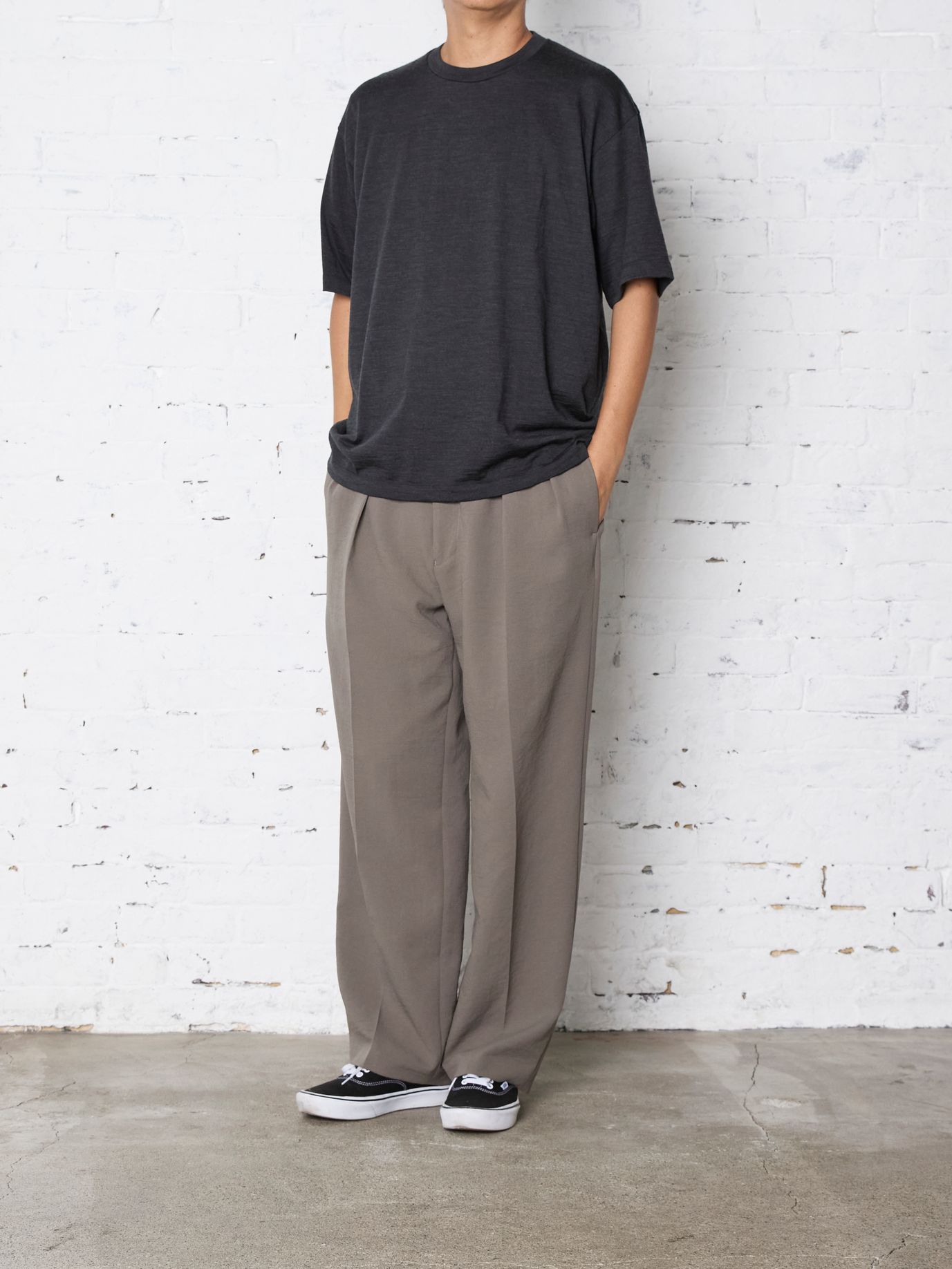 FANTASTICDAYS 軽さと清涼感のあるワイドスラックス