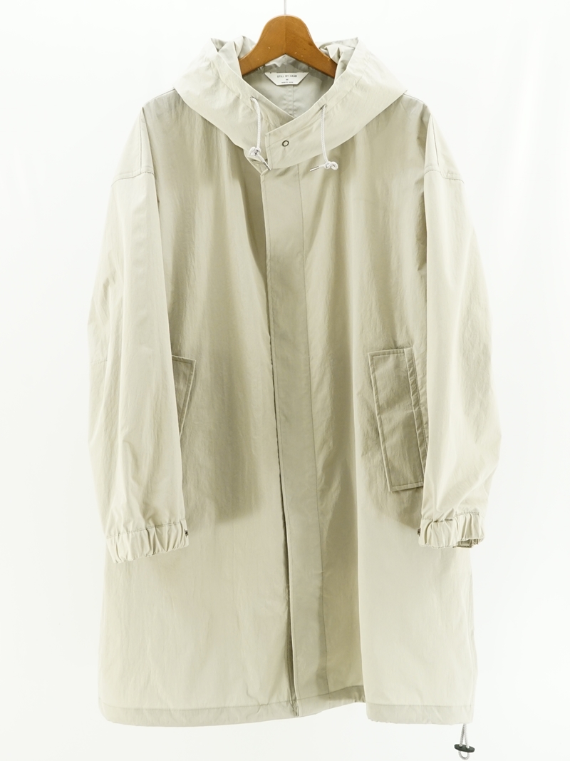 Hooded nylon coat / CO03261