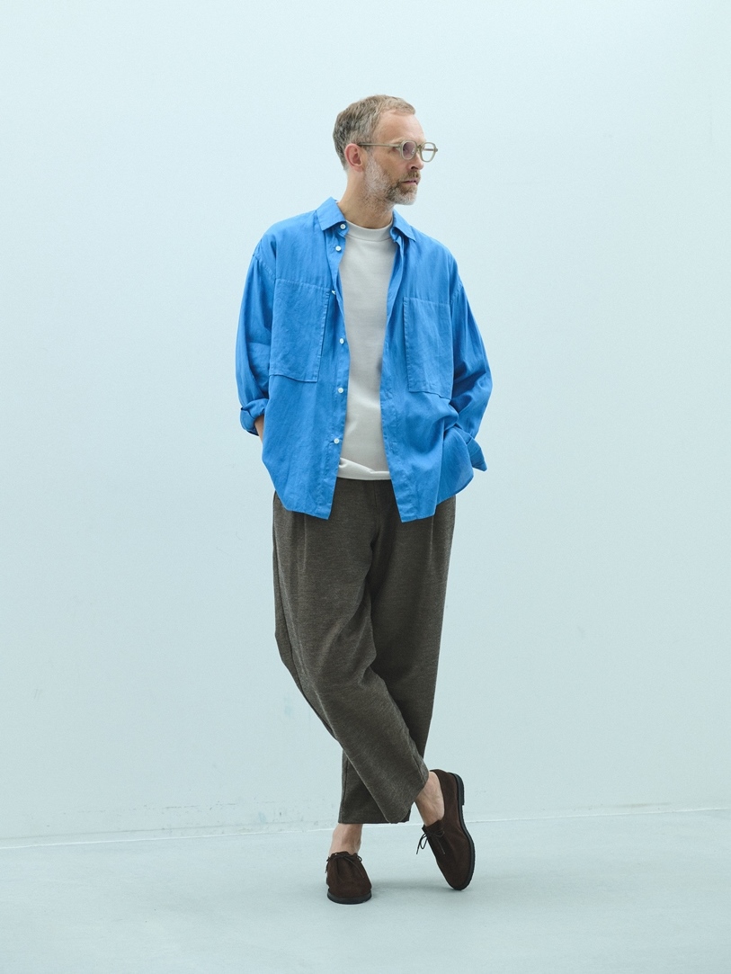 STILL BY HAND　絶妙な色味・ドライタッチな製品染めオーバーシャツ