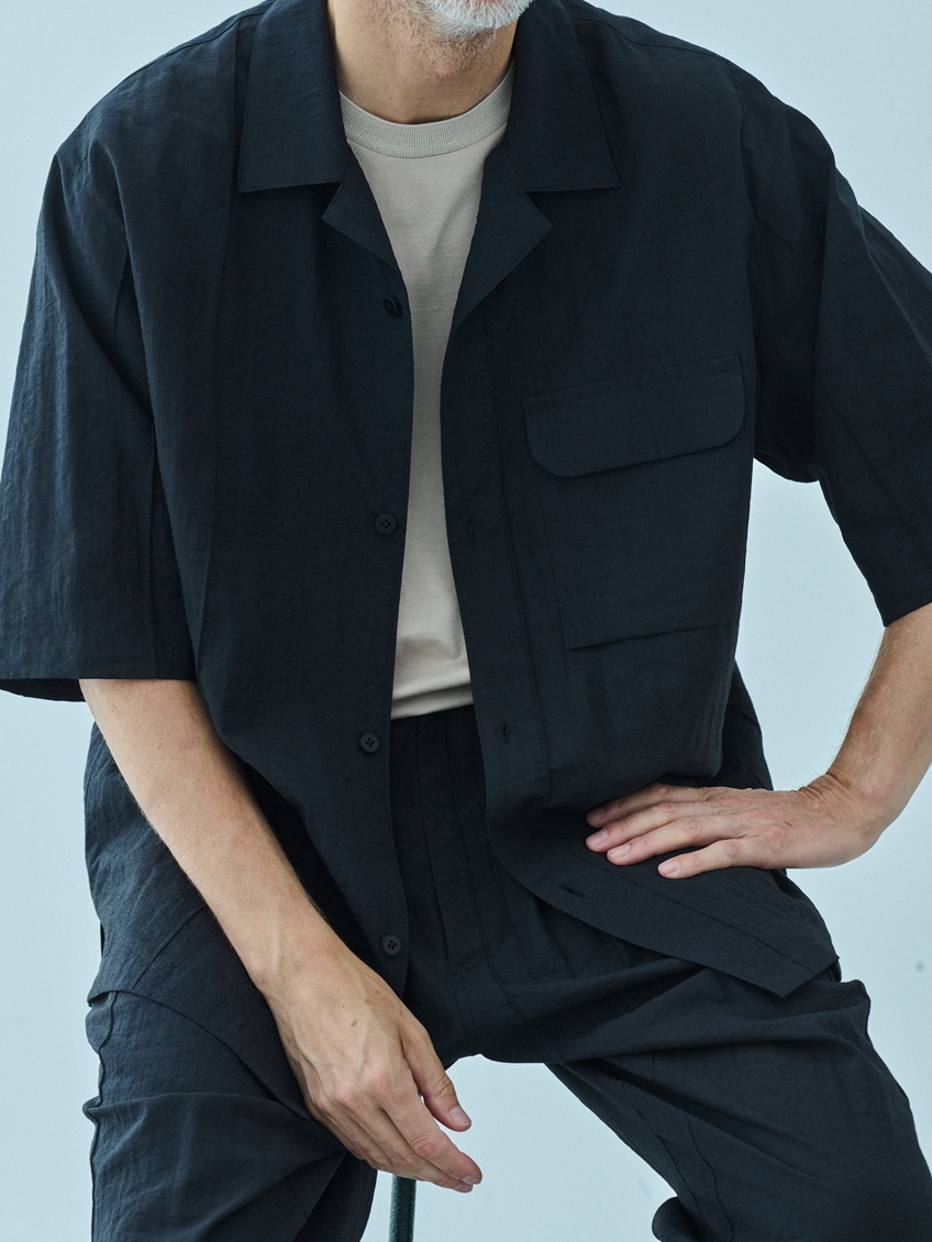 STILL BY HAND　ピンタックの入ったオープンカラーの半袖シャツ