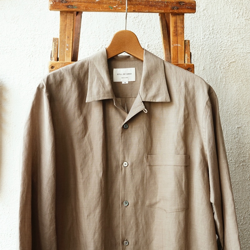STILL BY HAND　しなやかな薄手素材のオープンカラーシャツ
