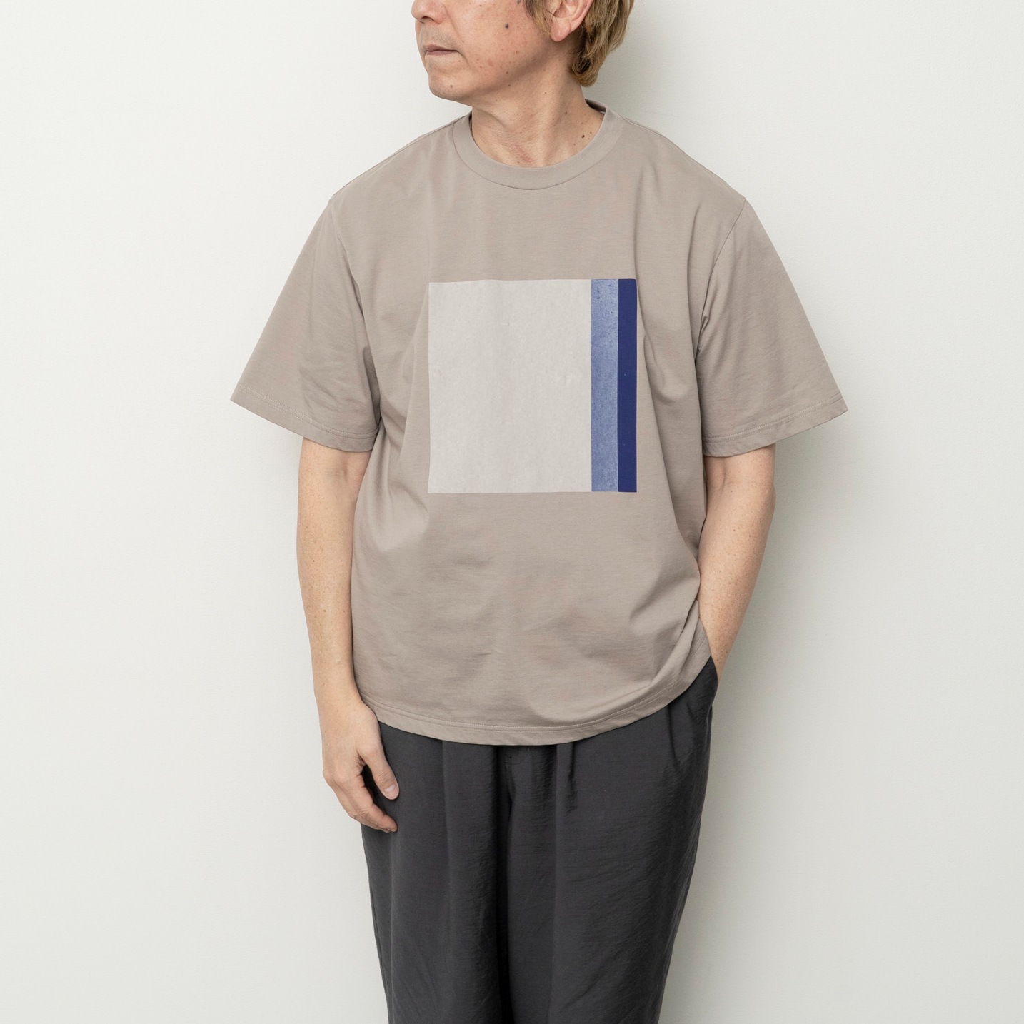 STILL BY HAND　抽象的なグラデーションのプリントT