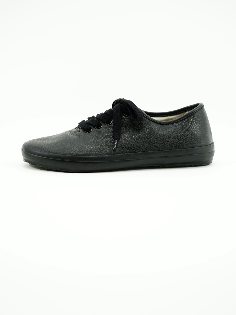 SWEDISH MILITARY TRAINER / 4600PL
