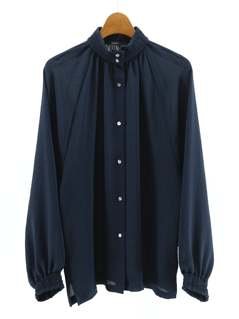 silky peachskin blouse / MN262T38